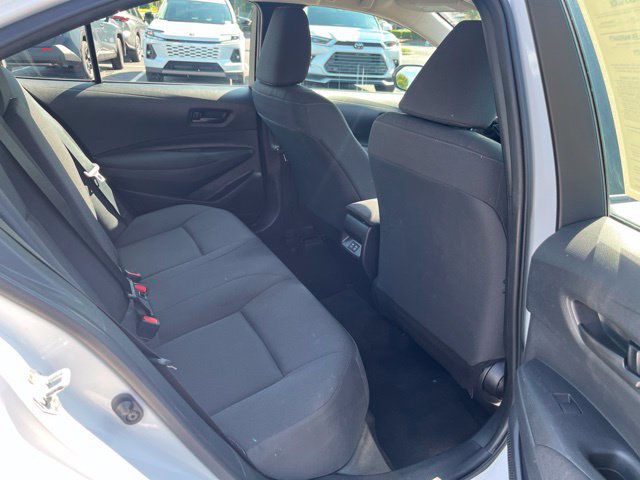 Used 2025 Toyota Corolla LE FWD image 17