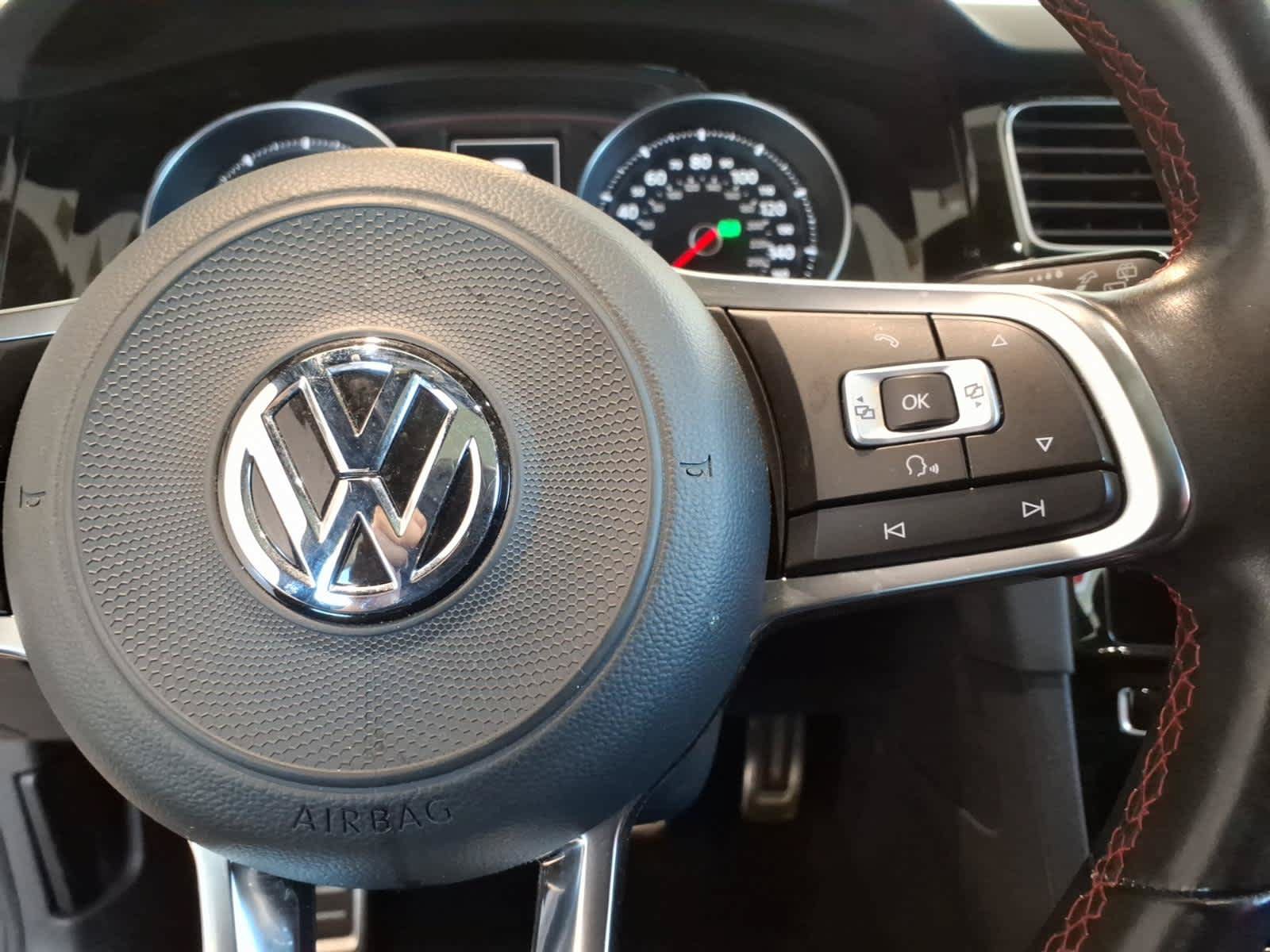 Used 2018 Volkswagen GTI SE w/ SE Leather Package FWD image 20