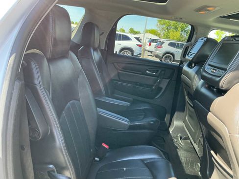 Used 2017 GMC Acadia Limited SLT AWD/4WD image 23
