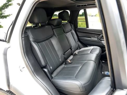 Used 2024 Land Rover Range Rover SE AWD/4WD image 46