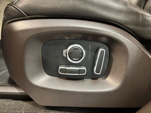 Used 2017 Land Rover Range Rover Sport HSE image 13