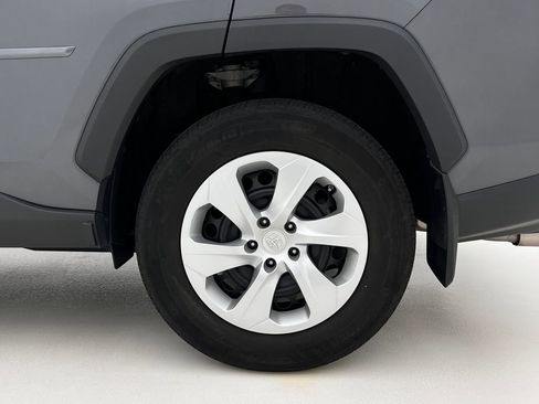 Used 2023 Toyota RAV4 LE AWD/4WD image 27