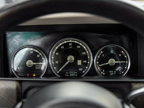 Used 2019 Rolls-Royce Cullinan image 32