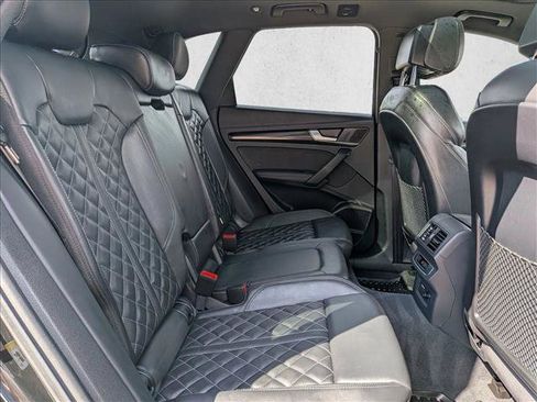 Used 2025 Audi SQ5 Premium Plus image 21