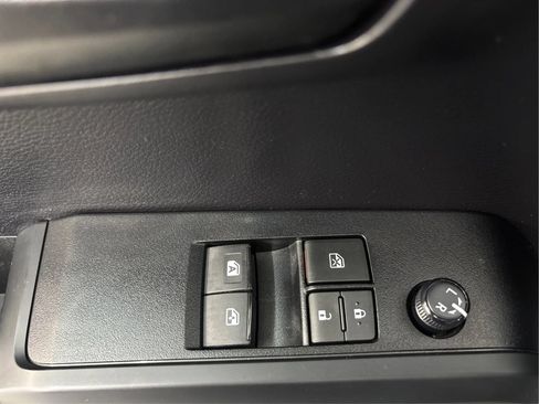 Used 2020 Toyota Tacoma SR w/ SX Package AWD/4WD image 39
