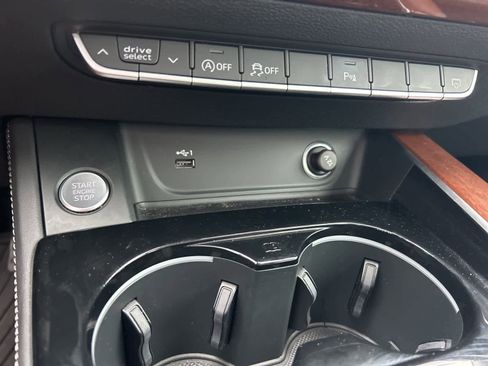 Used 2022 Audi A4 2.0T Premium Plus w/ Premium Plus Package image 34