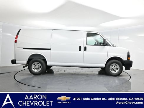 New 2026 Chevrolet Express 2500 w/ Driver Convenience Package RWD image 37