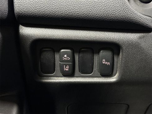 Used 2024 Mitsubishi Outlander Sport ES image 17