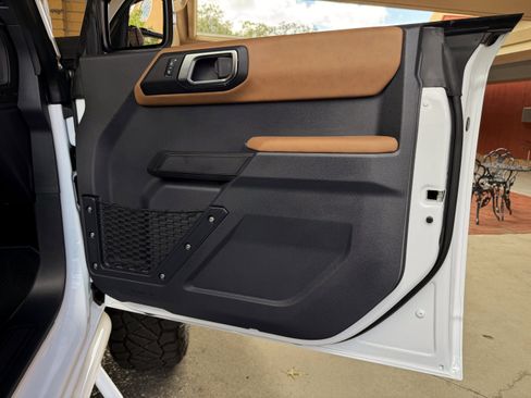 Used 2025 Ford Bronco Outer Banks AWD/4WD image 19