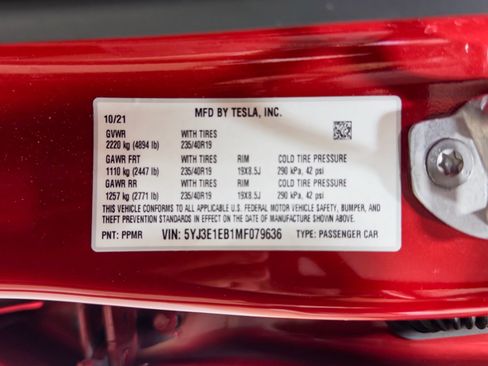 Used 2021 Tesla Model 3 Long Range AWD/4WD image 27