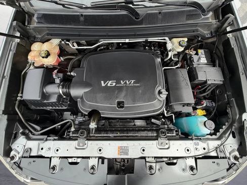 Used 2018 Chevrolet Colorado LT w/ LT Convenience Package RWD image 32