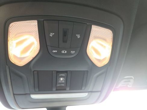 Used 2021 RAM 1500 Big Horn AWD/4WD image 10