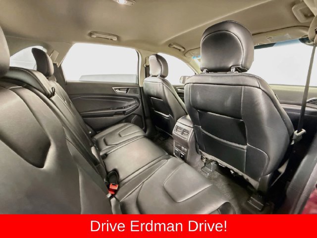 Used 2018 Ford Edge Titanium w/ Technology Package FWD image 29