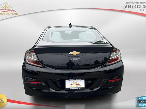 Used 2018 Chevrolet Volt LT w/ Comfort Package FWD image 4