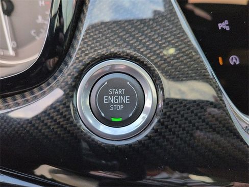 Used 2024 Cadillac XT6 Sport w/ Technology Package image 22