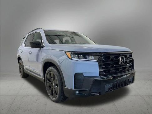 New 2026 Honda Pilot Black Edition image 9