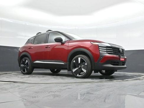Used 2025 Nissan Kicks SR FWD image 51