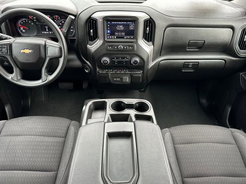 Used 2022 Chevrolet Silverado 1500 Custom image 13