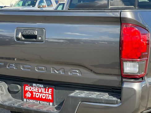 Certified 2022 Toyota Tacoma SR image 28
