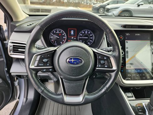 Used 2022 Subaru Outback Limited image 18