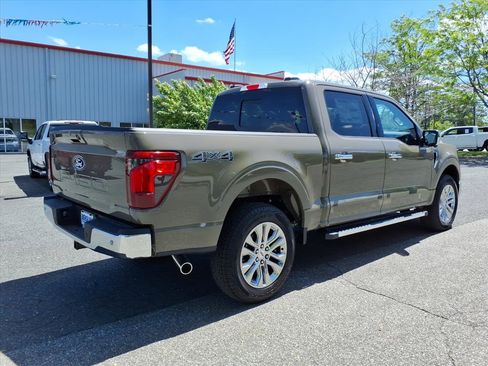 New 2026 Ford F150 XLT w/ Equipment Group 302A MID AWD/4WD image 4