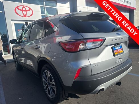 Used 2022 Ford Escape SEL image 4