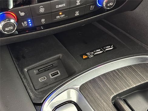 Certified 2023 Buick Enclave Avenir w/ Avenir Technology Package FWD image 34