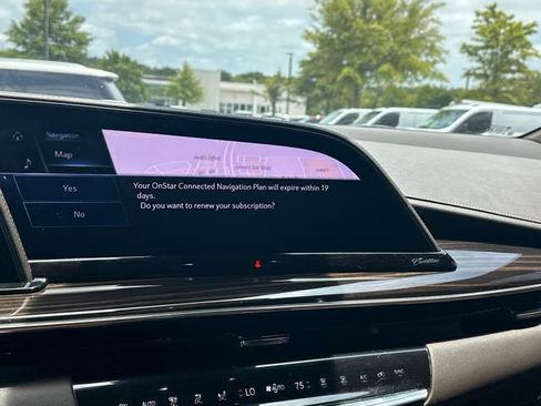 Used 2023 Cadillac Escalade ESV Sport w/ Touring Package AWD/4WD image 29