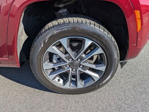 Used 2023 Jeep Grand Cherokee L Overland image 11