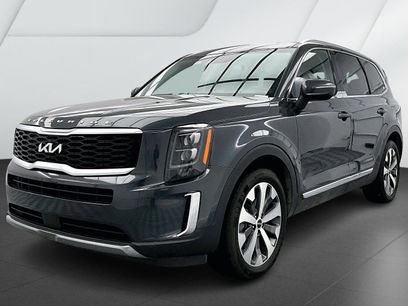 Used 2022 Kia Telluride EX w/ EX Premium Package