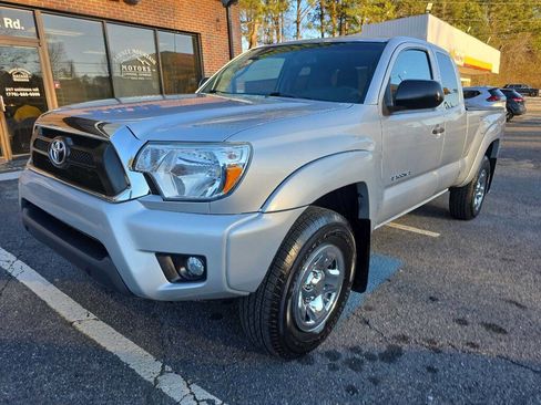 Used 2013 Toyota Tacoma PreRunner w/ SR5 Pkg image 1
