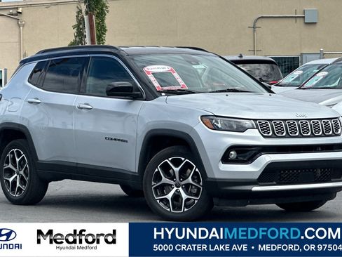 Used 2025 Jeep Compass Limited AWD/4WD image 1