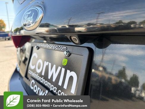 Used 2014 Ford Focus Titanium FWD image 11