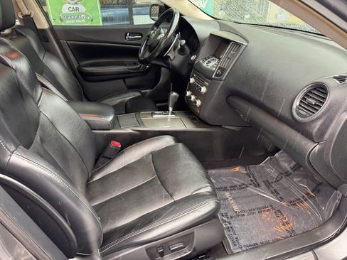 Used 2014 Nissan Maxima 3.5 SV w/ Sport Package image 16