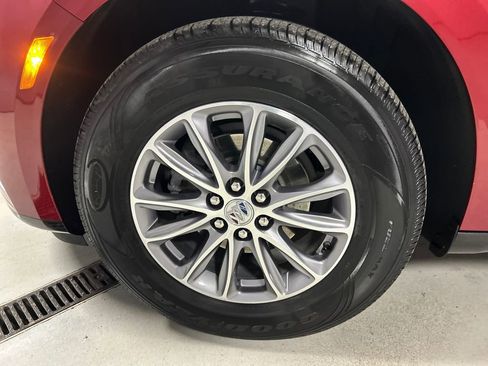 Used 2024 Buick Enclave Essence w/ Trailering Package, 5000 lbs. image 9