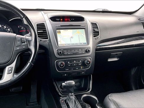 Used 2015 Kia Sorento SX image 8