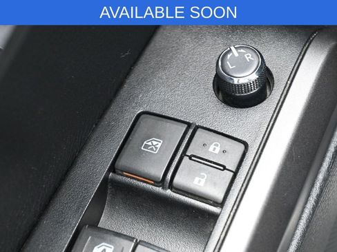 Used 2017 Toyota Tacoma TRD Sport w/ Tow Package (A/T) AWD/4WD image 11