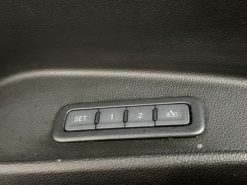 Used 2017 Chevrolet Tahoe LT image 39