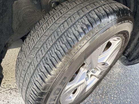 Used 2024 Toyota RAV4 XLE image 9