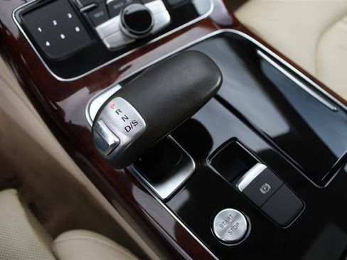 Used 2012 Audi A8 L 4.2 AWD/4WD image 22