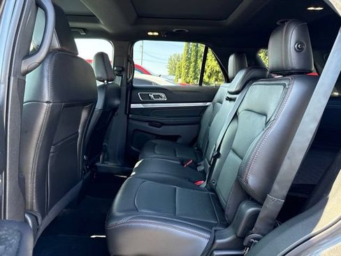 Used 2019 Ford Explorer Sport w/ Equipment Group 401A AWD/4WD image 10