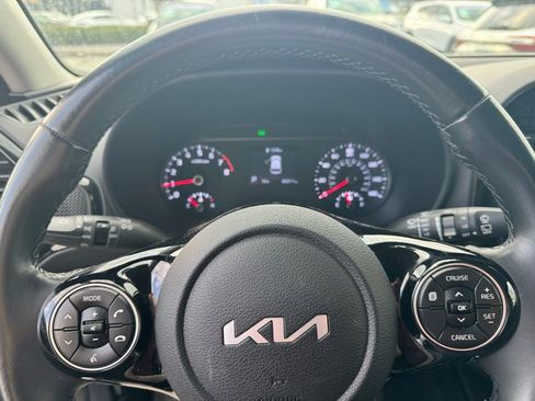 Used 2022 Kia Soul GT-Line image 13