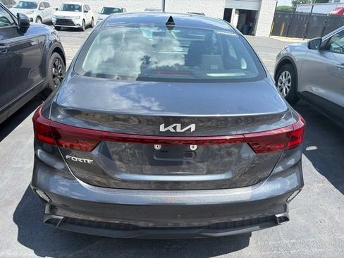 Used 2023 Kia Forte LXS w/ LXS Technology Package FWD image 5