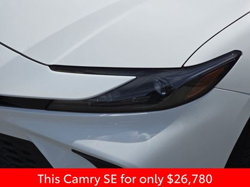 Used 2025 Toyota Camry SE FWD image 36