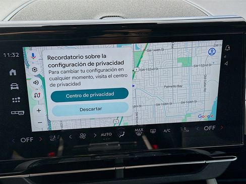 Used 2025 Lincoln Nautilus Premier image 11