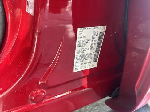 Used 2020 Nissan Titan PRO-4X w/ Pro-4x Utility Package AWD/4WD image 37