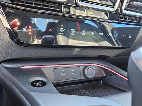 New 2026 Nissan Sentra SR image 18