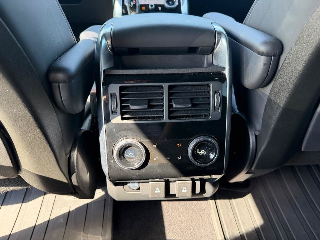Used 2019 Land Rover Range Rover Sport HSE AWD/4WD image 14