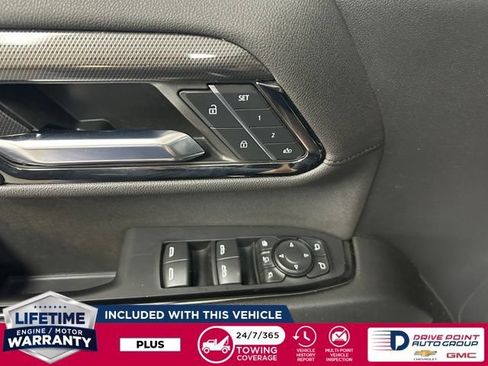 Used 2024 GMC Sierra 2500 AT4 w/ AT4 Premium Plus Package AWD/4WD image 16
