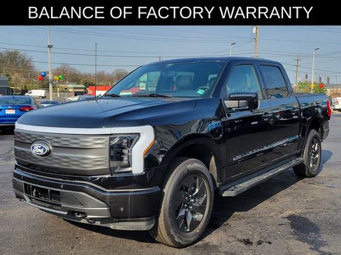Used 2025 Ford F150 Lightning Lariat image 2